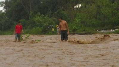 Los mayoría de los ríos y quebradas que se encuentran en todo el departamento de Colón subieron su nivel.