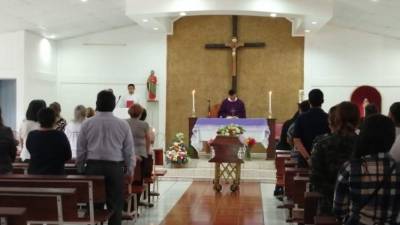 Misa de cuerpo presente de periodista Herrera.