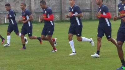 Los entrenamientos de los canaleros se realizan en suelo salvadoreño. Foto FEPAFUT.