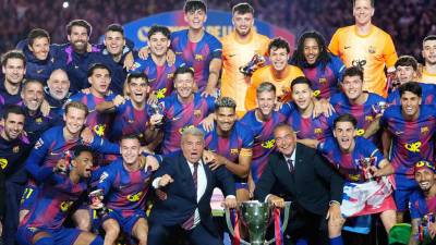 Futbolista del Barcelona ha tomado la decisión de no seguir en el equipo culé de cara a la próxima campaña en una noticia que impacta al barcelonismo.