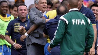 Rueda celebrando el gol del empate 2-2 ante Inglaterra.