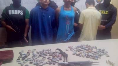 Maicol Mauricio Álvarez (23), Kevin Joel García Mendoza (19) y un menor de 17 años fueron detenidos en la colonia 14 de Marzo de Tegucigalpa.