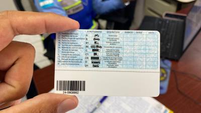 La DNVT informó que comenzará a emitir permisos de conducir físicos a nivel nacional.