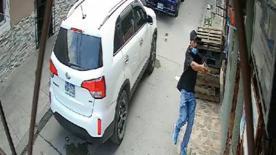 Captura de pantalla del video del momento del asalto.