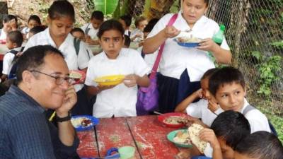 Durante muchos años apoyó a los niños de la calle y en riesgo social para que superaran la pobreza.