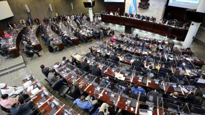 Se derogó la ley de secretos y de zedes, esta en espera de ratificar su derogación.