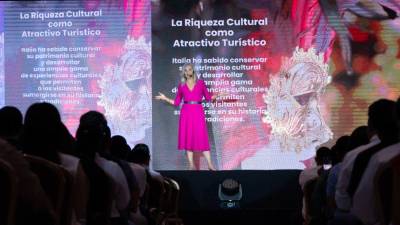 La cuarta edición del mayor encuentro del sector hotelero y gastronómico en el país marcará un hito con la presentación de su primer Wine Show. El evento exclusivo promete revolucionar la comercialización vinícola al conectar de manera directa a los distribuidores con los grandes compradores.