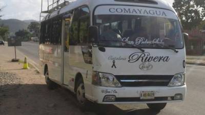 El policía fallecido fue llevado por el conductor del autobús hacia la posta policial de Pimienta en el departamento de Cortés.