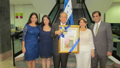 Vanessa Chahín, Marcela, José Francisco, Emilia y Javier Saybe.