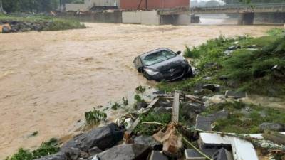 Las autoridades continúan la búsqueda de varias personas desaparecidas. Foto: The Weather Channel