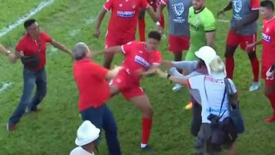 El video de Mauro Reyes agredido por directivo de Real Sociedad.