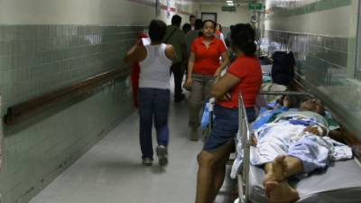 La emergencia de medicina interna está llena de pacientes descompensados.