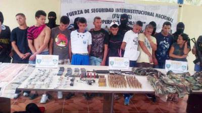 Los operativos fueron realizados por la Fuerza de Seguridad Interinstitucional Nacional (Fusina) en la colonia el Reparto por Arriba en el marco de la “Operación Morazán”.