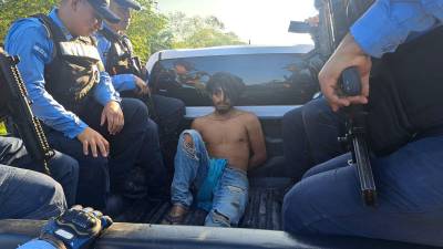 Elvin Ariel López cuando fue detenido en aldea Quebrada de Arena en Tocoa.