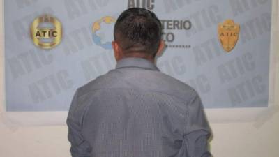 Marvin Manuel Sánchez Flores (31), de espaldas.