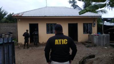 La Fiscalía destacó que los operativos han permitido “golpear las estructuras financieras de esta célula delictiva en Tocoa, Colón.