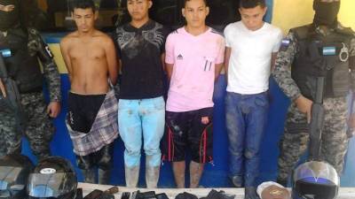 Los capturados fueron remitidos a la Fiscalía.