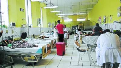 El Hospital Regional de Occidente sufre una severa crisis de medicamentos y materiales.