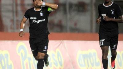 Carlos Sánchez ha marcado un doblete contra el Olimpia.