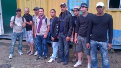 Ayer la Policía registró el paso de 24 cubanos, pero luego continuaron el viaje.