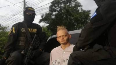 Esta persona fue detenida en la colonia 22 de Mayo del sector Rivera Hernández.