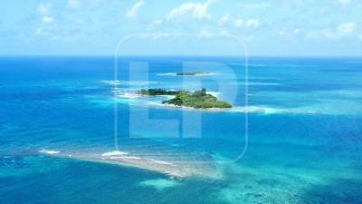 La Corte Internacional de Justicia (CIJ) autorizó este jueves por unanimidad a Guatemala a participar como tercero en el caso que enfrenta a Belice y Honduras por la soberanía sobre los Cayos Zapotillos/Sapodilla, un pequeño archipiélago en el sur del mar Caribe.