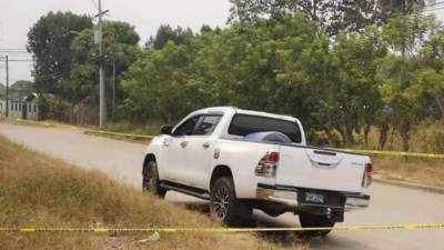 El ciudadano se conducía en este vehículo que presentó varias perforaciones.
