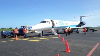 El avión de IBC Airways tiene capacidad para transportar a 50 personas, pero el permiso actual solo les permitirá traer como máximo 30 personas.