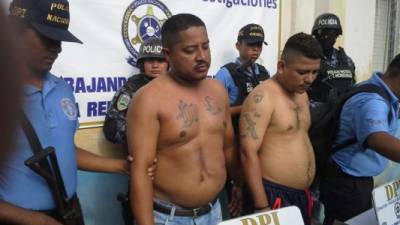 Darwin Alberto Varela Castillo (30) fue detenido con varias armas de fuego en la colonia El Carmen de San Pedro Sula.