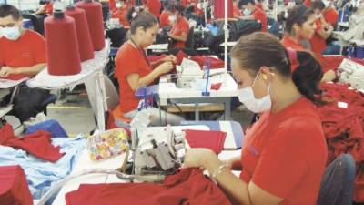 Los parques industriales se recuperan de crisis.