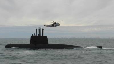 Autoridades argentinas investigan si se registró una explosión en el submarino ARA San Juan.