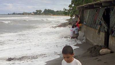 Los vecinos de la colonia Miramar de La Ceiba reportaron pérdidas materiales.