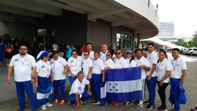 El grupo emprenderá viaje a tierras ticas en dos grupos, el primero saldrá en 1 de noviembre y el segundo lo hará un día más tarde en la mañana.
