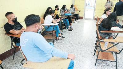 Consejo de Educación Superior da luz verde para retornar a la presencialidad.
