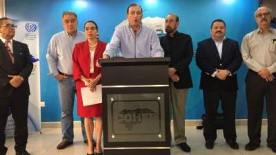 Juan Carlos Sikaffy, presidente del Cohep juramentó a la nueva junta directiva del RAP.