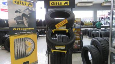 Llantilandia anuncia jornada especial con promoción exclusiva en San Pedro Sula: paga tres llantas y llévate cuatro.