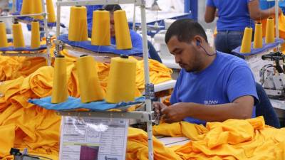 Gildan es uno de los principales generadores de empleo en el país. El cierre de su planta en Zip San Miguel, ha generado incertidumbre en los trabajadores y sus familias.