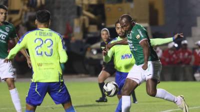 Anangonó dejó al Marathón con un pie en semifinales