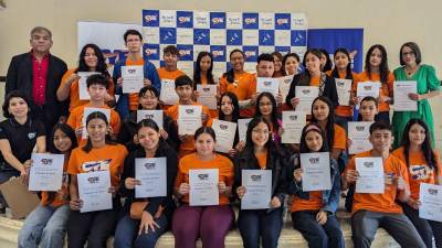 Estudiantes de El Progreso, Yoro, incorporándose al nuevo programa de becas de OYE en 2025.