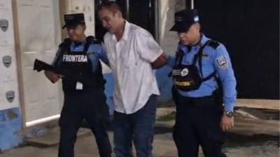 El ciudadano fue trasladado a la primera estación de Policía en San Pedro Sula.