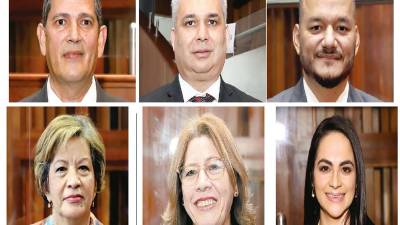 Los 45 aspirantes a magistrados de la Corte Suprema de Justicia quedaron desde ayer en manos de los diputados del Congreso Nacional, que harán la elección de los 15 nuevos integrantes del Poder Judicial.