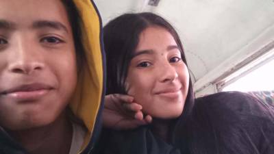 “Me quedé sin mi otra mitad. Mi vida, no puedo creer que ya no estás conmigo, me duele el corazón, mi niño bello, lo amo”, escribió la hermana de Jonathan Hernández Moreno.