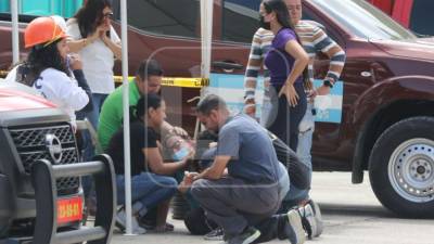 La esperanza que durante más de 24 horas mantuvo en pie a varias familias en Loarque se transformó este miércoles en dolor tras la confirmación del hallazgo sin vida de Félix Núñez, la segunda víctima mortal del derrumbe ocurrido en el anillo periférico de Tegucigalpa.