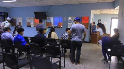 Para pagar diversos trámites gubernamentales, tasas, servicios y multas ante la Tesorería General de la República de Honduras (SEFIN), se utilizan recibos oficiales. Sin embargo, algunos ciudadanos cometen errores al realizar el pago de un trámite y creen que esto significa la pérdida del dinero, lo cual no es así.