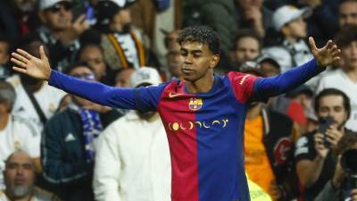 Lamine Yamal anotó uno de los cuatro goles en la goleada del FC Barcelona al Real Madrid.