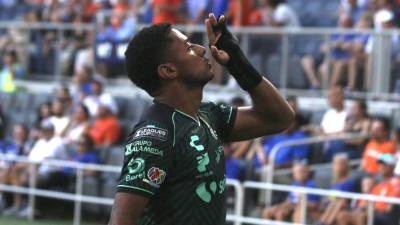 Choco Lozano no la pasa bien en el Santos Laguna.