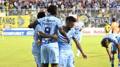 Motagua revive con goleada y hunde al Génesis