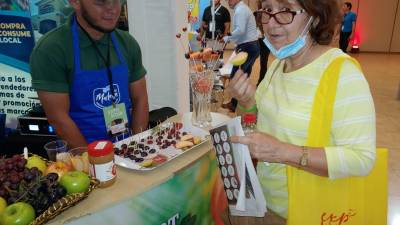 Los hondureños ya estan disfrutando de la Expo Buen Provecho, la cual se lleva a cabo en el edificio Felipe Argüello de la CCIC (Expocentro).