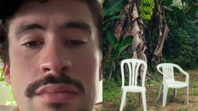 Bad Bunny llorando junto a la portada de su nuevo álbum.