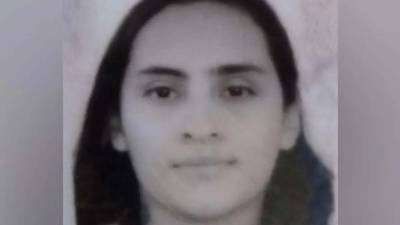 Una mujer fue encontrada sin vida la mañana de este miércoles en el sector #5 de la colonia Villa Nueva de Tegucigalpa, en un hecho violento que ha causado consternación entre los vecinos de la zona.